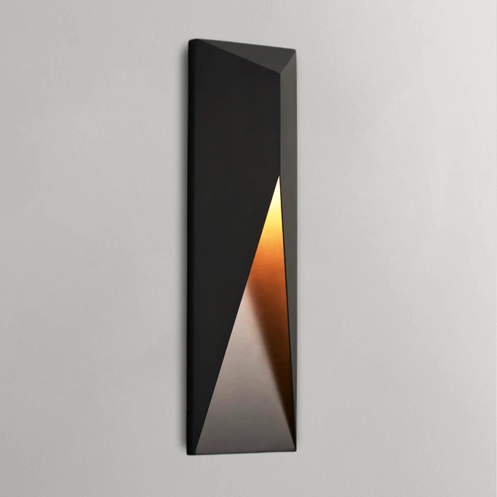Davien Outdoor Sconce