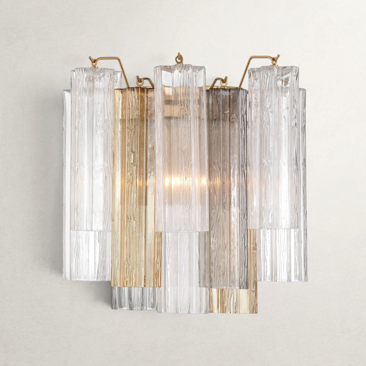 Adelis Sconce