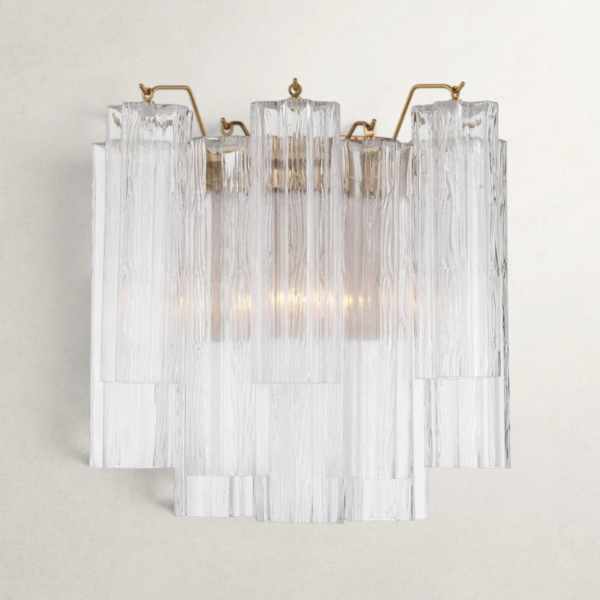 Adelis Sconce