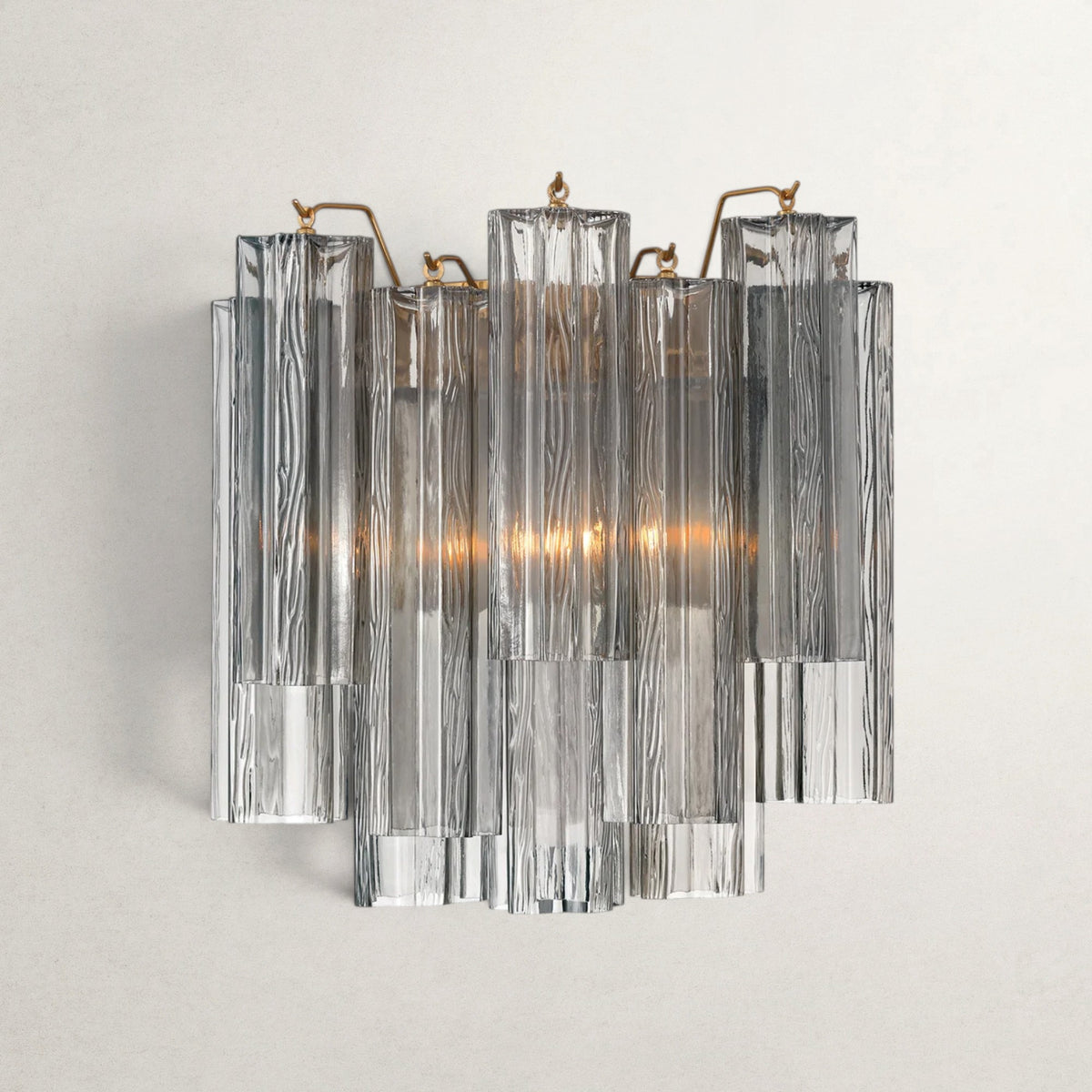 Adelis Sconce