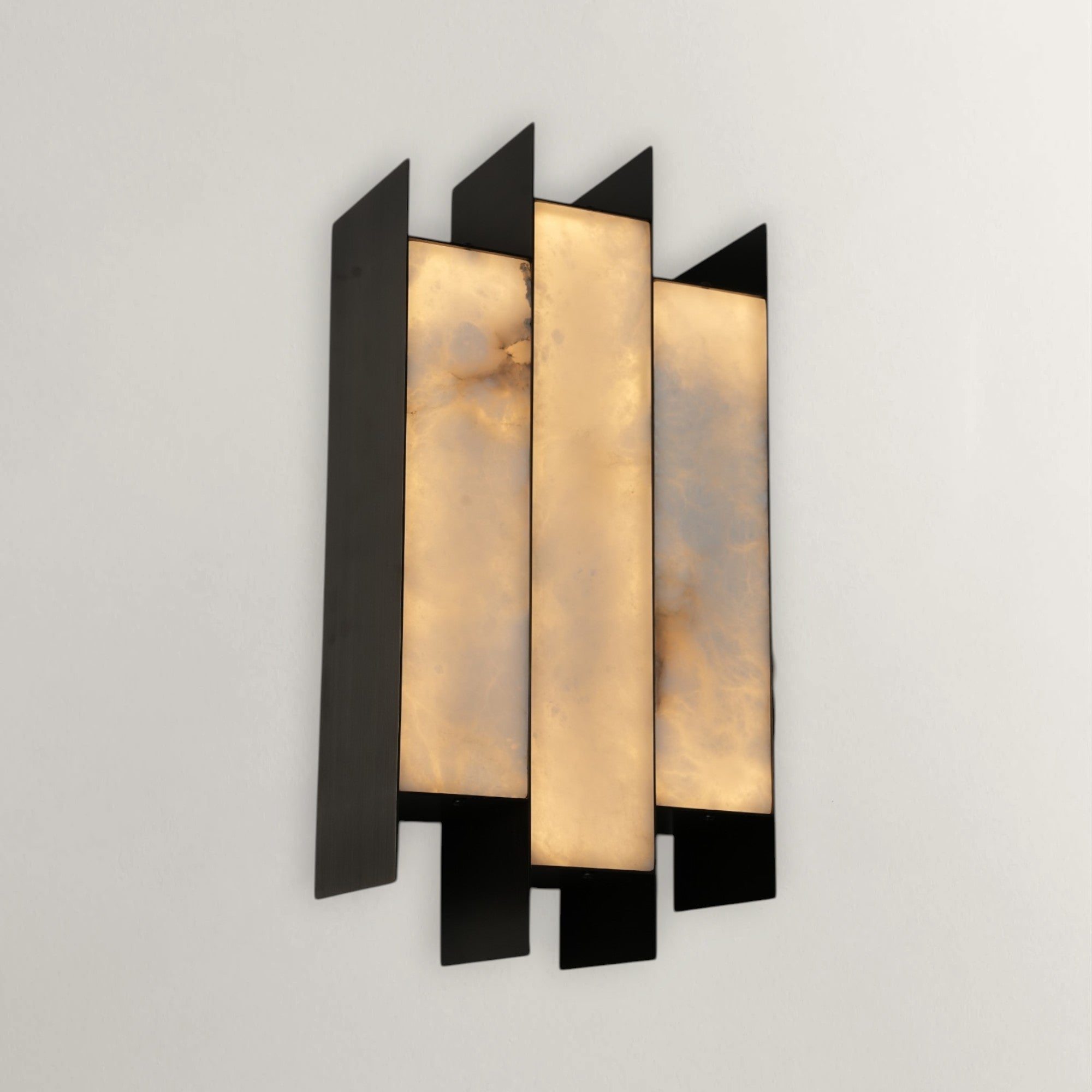 Zovian Layered Alabaster Sconce