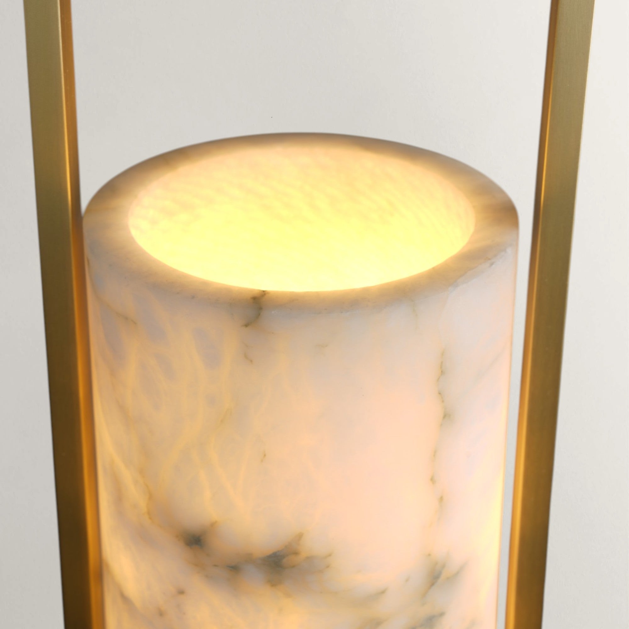 Valen Alabaster Loop Pendant